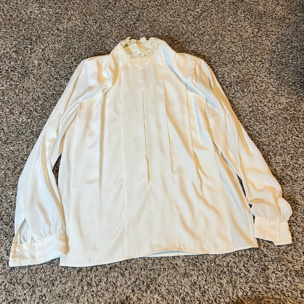 La Chine Classic by Salinda Wang‎ Vintage White Lace Collar Blouse Size 6